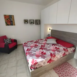 Domu De Babbai Assemini